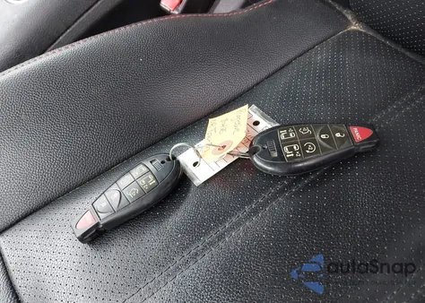 2019 Dodge Grand Caravan Gt z USA, uszkodzony, nr VIN 2C4RDGEG2KR736408